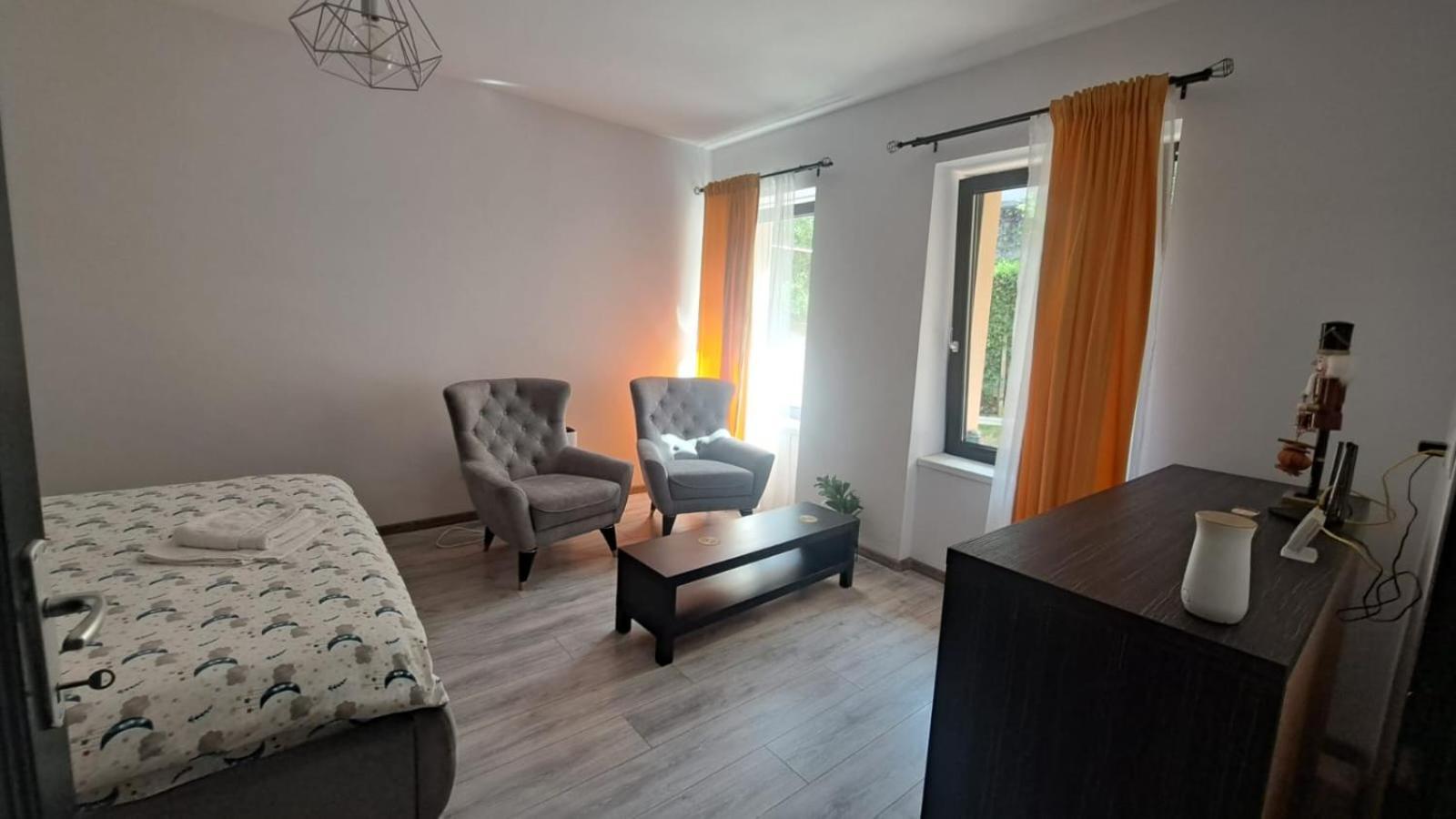 Cosy Studio In The Heart Of Braşov Eksteriør billede